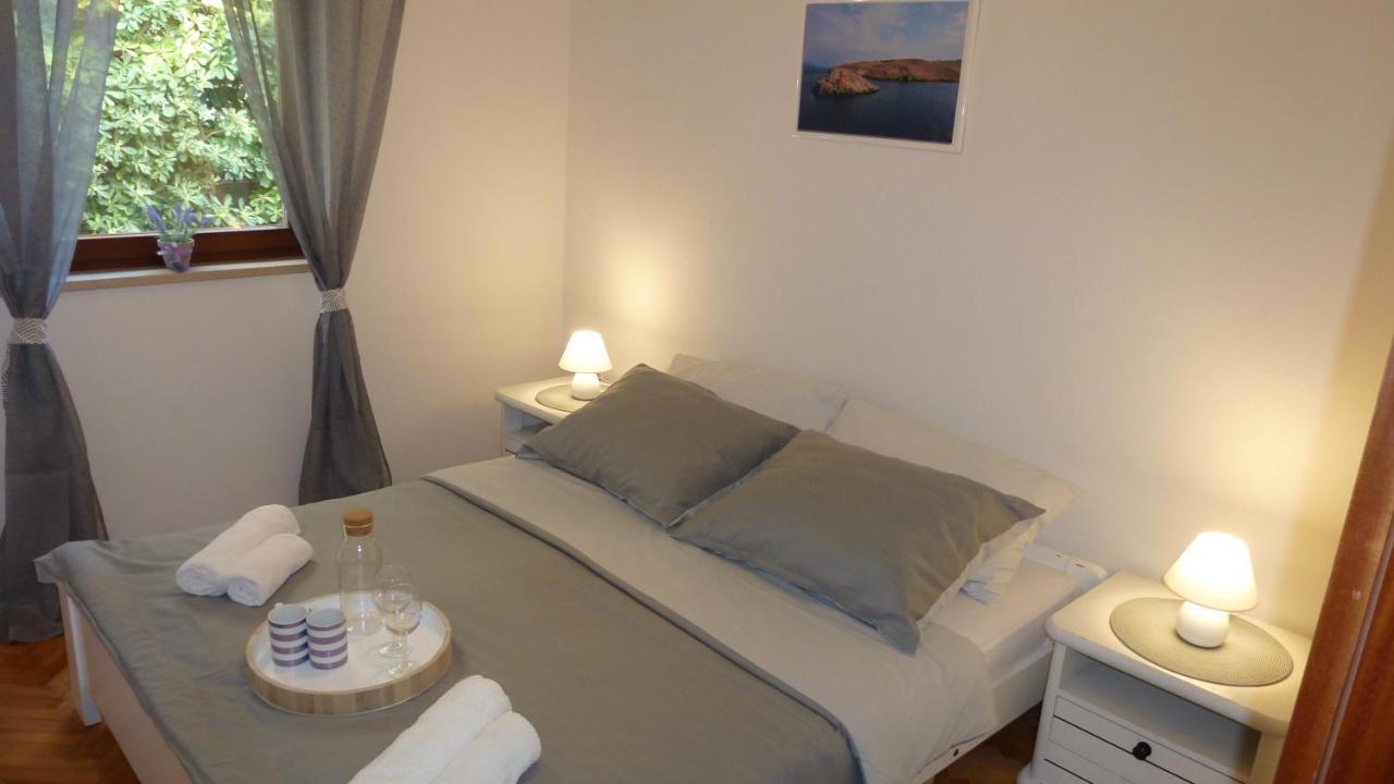 Apartments Pampas Island Pag Паг Екстер'єр фото